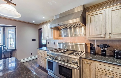 Edgewood House | Upscale Home with Heated Inground Pool 15 mins to Knoebels; 5 Min to AOAA