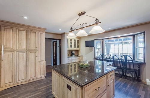 Edgewood House | Upscale Home with Heated Inground Pool 15 mins to Knoebels; 5 Min to AOAA