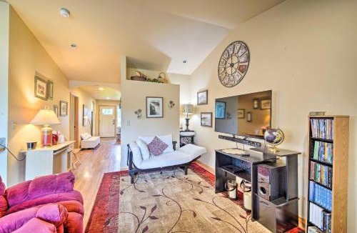 Bellingham House | Upscale Home with Indoor Sauna on Sunset Pond!