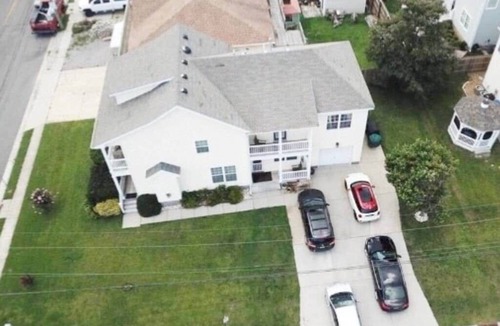 Dam Neck House | UPSCALE Ideal location 4 beach vacay! H20 views!