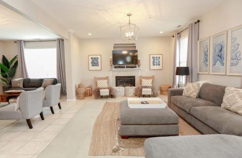 Dam Neck House | UPSCALE Ideal location 4 beach vacay H20 views