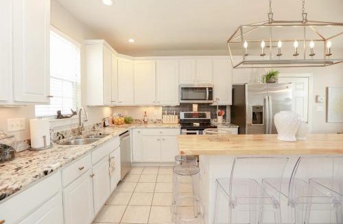 Dam Neck House | UPSCALE Ideal location 4 beach vacay H20 views