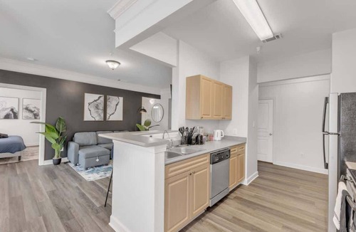 Southwest Raleigh Apartment | Upscale King 4BR Suite Mins to Downtown Raleigh!