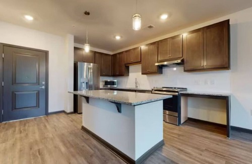 North Raleigh Apartment | Upscale King 5 Bed Suite—in North Raleigh!