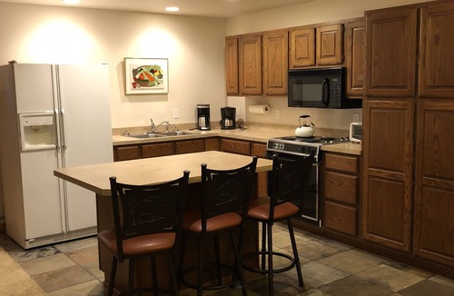 Finley Point House | Upscale Luxury Home on Cherry Orchard Overlooking Flathead Lake