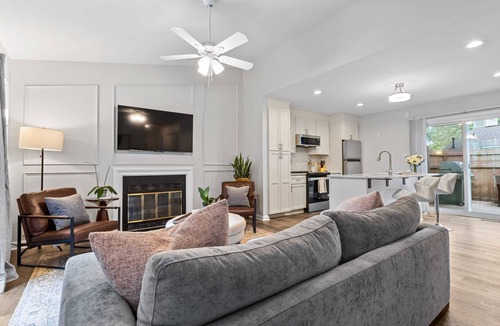 Southwest Raleigh House | Upscale Raleigh Retreat | Pet-Friendly | Back Deck
