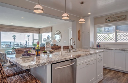 Townsite House | Upscale Steps-to-the-Beach Home. Awesome Front Ocean Views. Stunning Home!