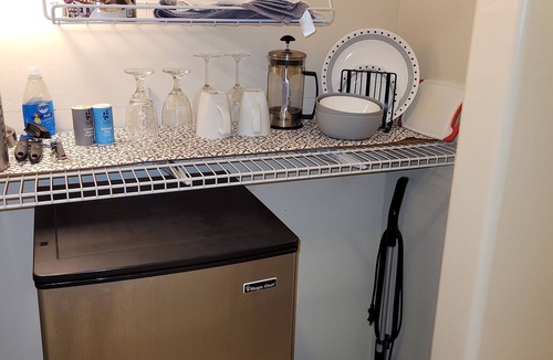 Papaikou Apartment | Upscale studio-sea view-prvt entry & prvt entry- opt A/C