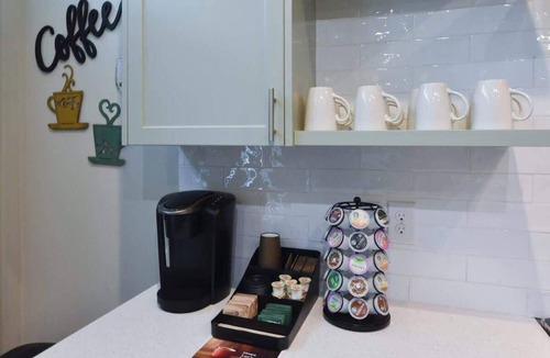 Southtown Condo | Upscale Townhome - King William/Southtown