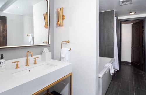 Vail Hotel | Upscale Vail Retreat | 1 Unit | Near East Meadow Drive