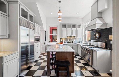 Old Louisville House | Upscale Victorian Retreat UL/Downtown HotTub Fireit Pool Speakeasy Lux Amenities