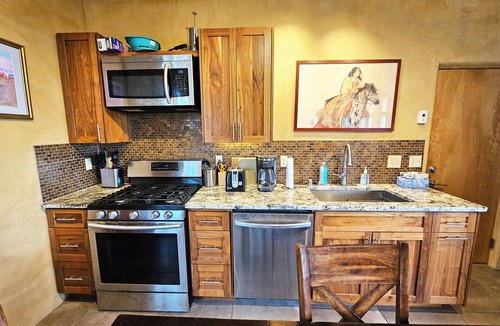 Arroyo Seco House | Upscale with Perfect Location and Amazing 360⁰ Views