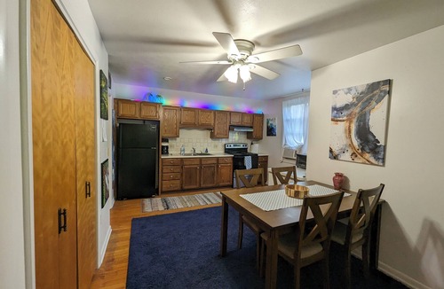Mattydale Apartment | Upstairs 1-bedroom apartment 15mins to Upstate