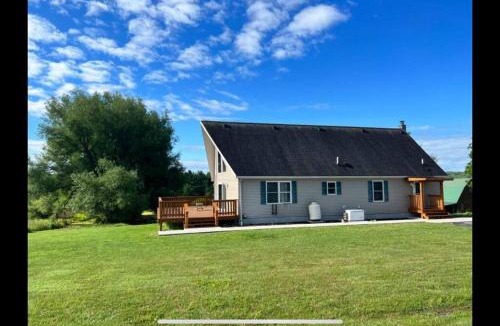 Unadilla House | Upstate getaway. Leave your troubles behind.