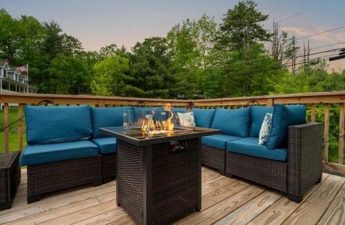 Sparrow Bush House | Upstate NY Escape - Game Ready, Game Room, Pool Table, Firepit, Delaware River