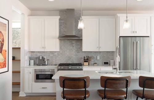 Rosewood House | Upstay: Eastside Home w/Patio & BBQ—11 Mins to DT