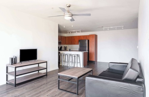 West Campus Apartment | Upstay Inviting Condo w Pool, Gym, Games, BBQ