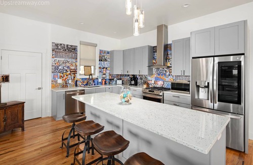 Asheville House | Upstream Bachelor Sanctuary - DOWNTOWN LOCATION!