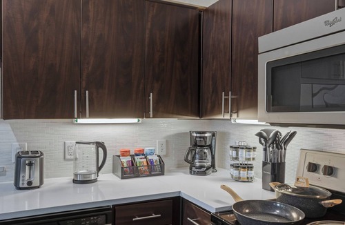 Cityplace Apartment | Uptown 2BR Katy Trail, Dining & Shops, Parking