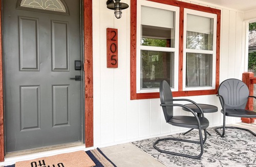 Turner Park House | Uptown Cottage in the heart of Tulsa. A fully renovated modern chic home.