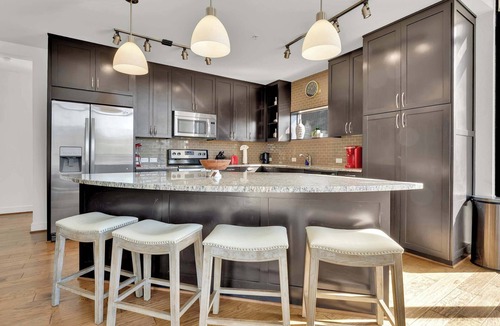 Uptown Apartment | Uptown Dallas 3BR w/Pool, Rooftop & West Village