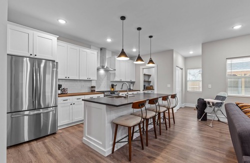 The Gate House | Uptown Elegant Escape | JZ Vacation Rentals