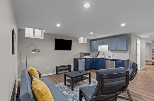 The Gate House | Uptown Elegant Escape | JZ Vacation Rentals