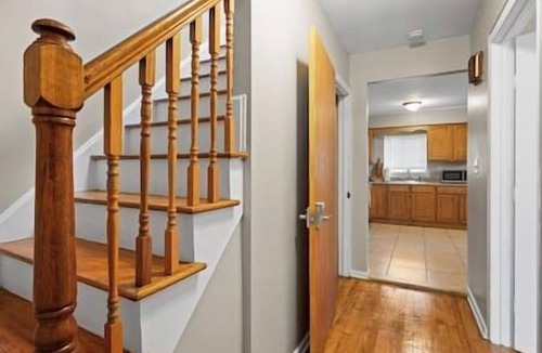 North Side House | Uptown Escape in Mount Vernon