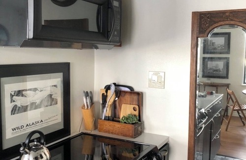 Downtown Anchorage Condo | Uptown in Downtown