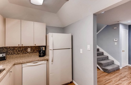 Oak Lawn House | Uptown/Katy Trail Chic & Central With Patio