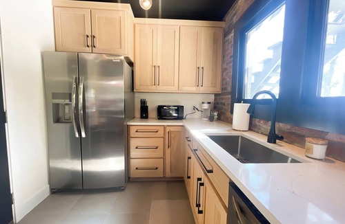 Cape Girardeau House | Urban 2-bedroom Escape in Downtown Cape Girardeau