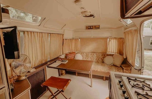 East Memphis House | Urban Airstream Retreat