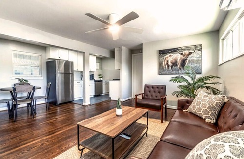 Neartown Apartment | Urban Apartment in the Heart of Montrose Minutes from Rice University & Medical Center!