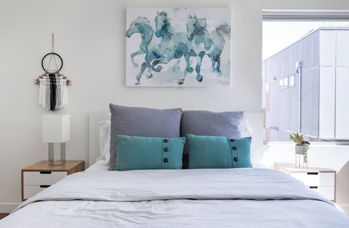 North Beacon Hill House | Urban Architectural Retreat with Rooftop Deck & Fireplace