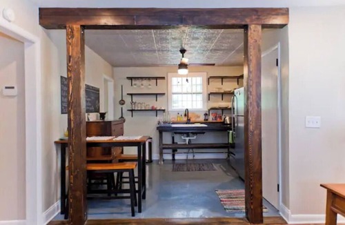 Chestnut Hill House | Urban Art District Abode
