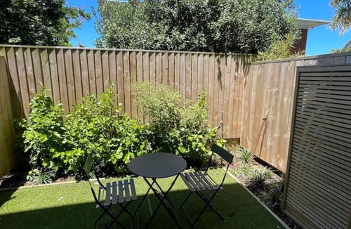 Mount Albert Apartment | Urban Auckland Sanctuary