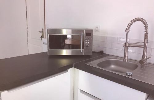 Rive Droite Apartment | Urban Chic 44 m2