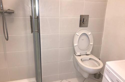 Rive Droite Apartment | Urban Chic 44 m2