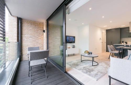 Haverstock Apartment | Urban Chic - Marine