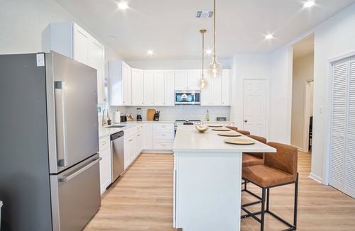 Denver Heights House | Urban Delight 4BR 3BA Near City Center