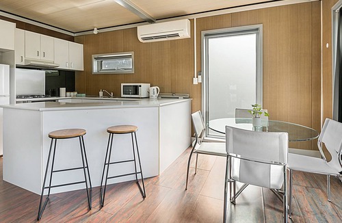 Kangaroo Flat Apartment | Urban Edge Apartment One