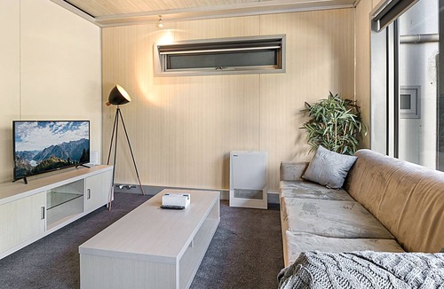 Kangaroo Flat Apartment | Urban Edge Apartment Two