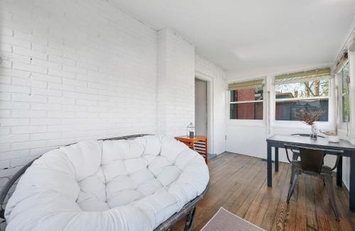 Franklin Park House | Urban Elegance Getaway