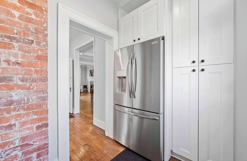 Franklin Park House | Urban Elegance Getaway