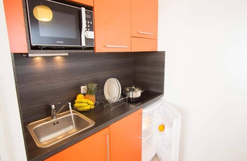 Chevilly-Larue Apartment | Urban Escape on the Edge of Paris