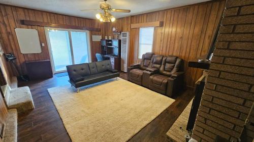 Greater South Side House | Urban Farmer House