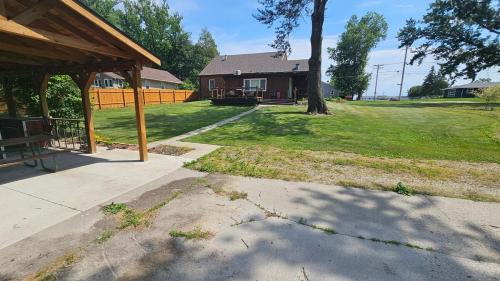 Greater South Side House | Urban Farmer House