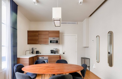 Madeleine Apartment | Urban Flat 110 - Luxury 3BDR Flat near Opera Paris