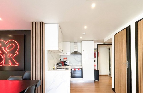 Faubourg-du-Roule Apartment | Urban Flat 128 - Beautiful 4 BDR Flat Champs-Elysees