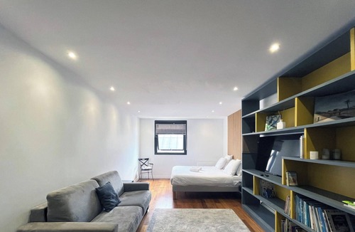 Quartier Sainte-Marguerite Apartment | Urban Flat 168 - Spacious 1-Bedroom Apartment in Paris